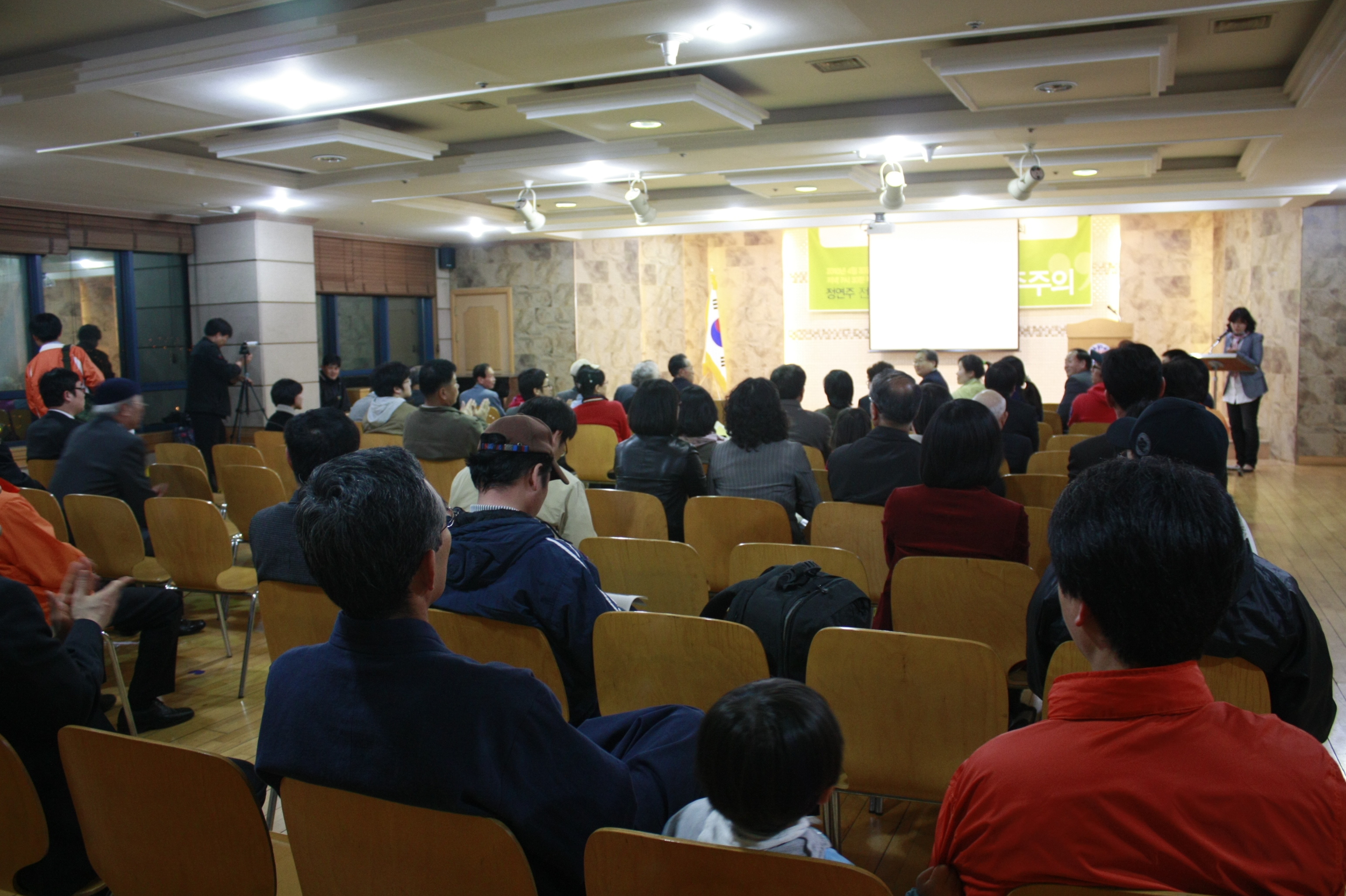 17층 강당3.jpg